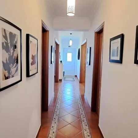 Casa vacanze Casa Zulmira Perfekt Fuer Grosse Familien By Interhome *