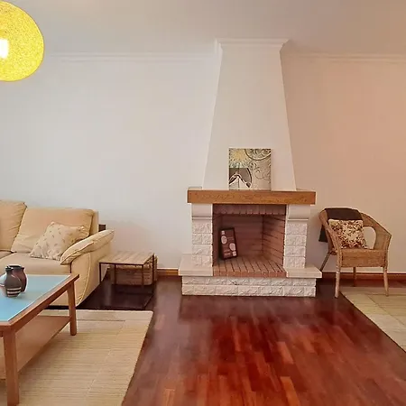 Casa Zulmira Perfekt Fuer Grosse Familien By Interhome Casa vacanze Ferrel (Leiria)