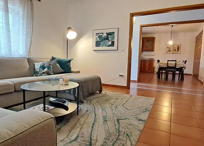 Casa Zulmira Perfekt Fuer Grosse Familien By Interhome